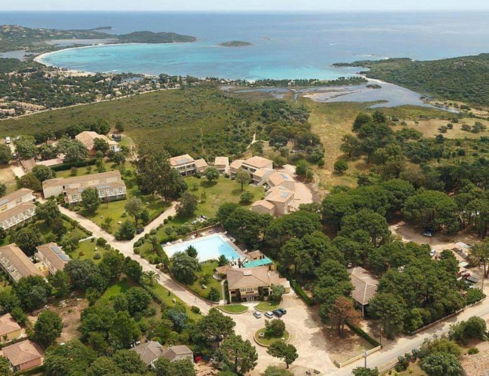 Fiori Di Cala Rossa Residence Hoteliere Lecci Dış mekan fotoğraf