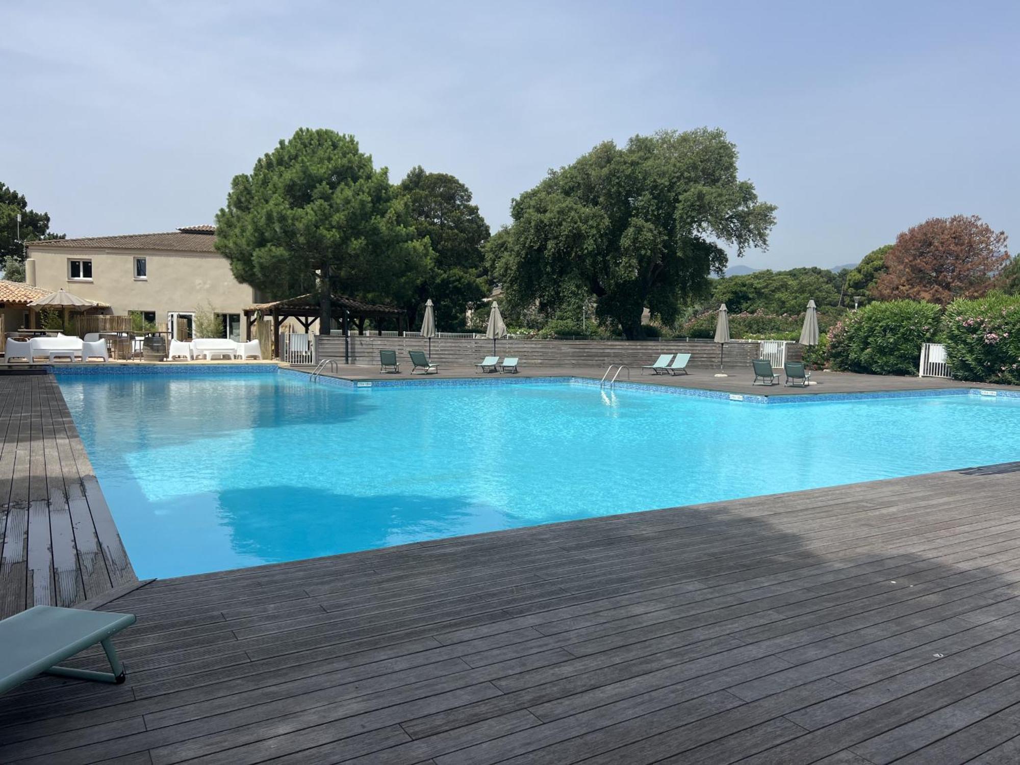 Fiori Di Cala Rossa Residence Hoteliere Lecci Dış mekan fotoğraf