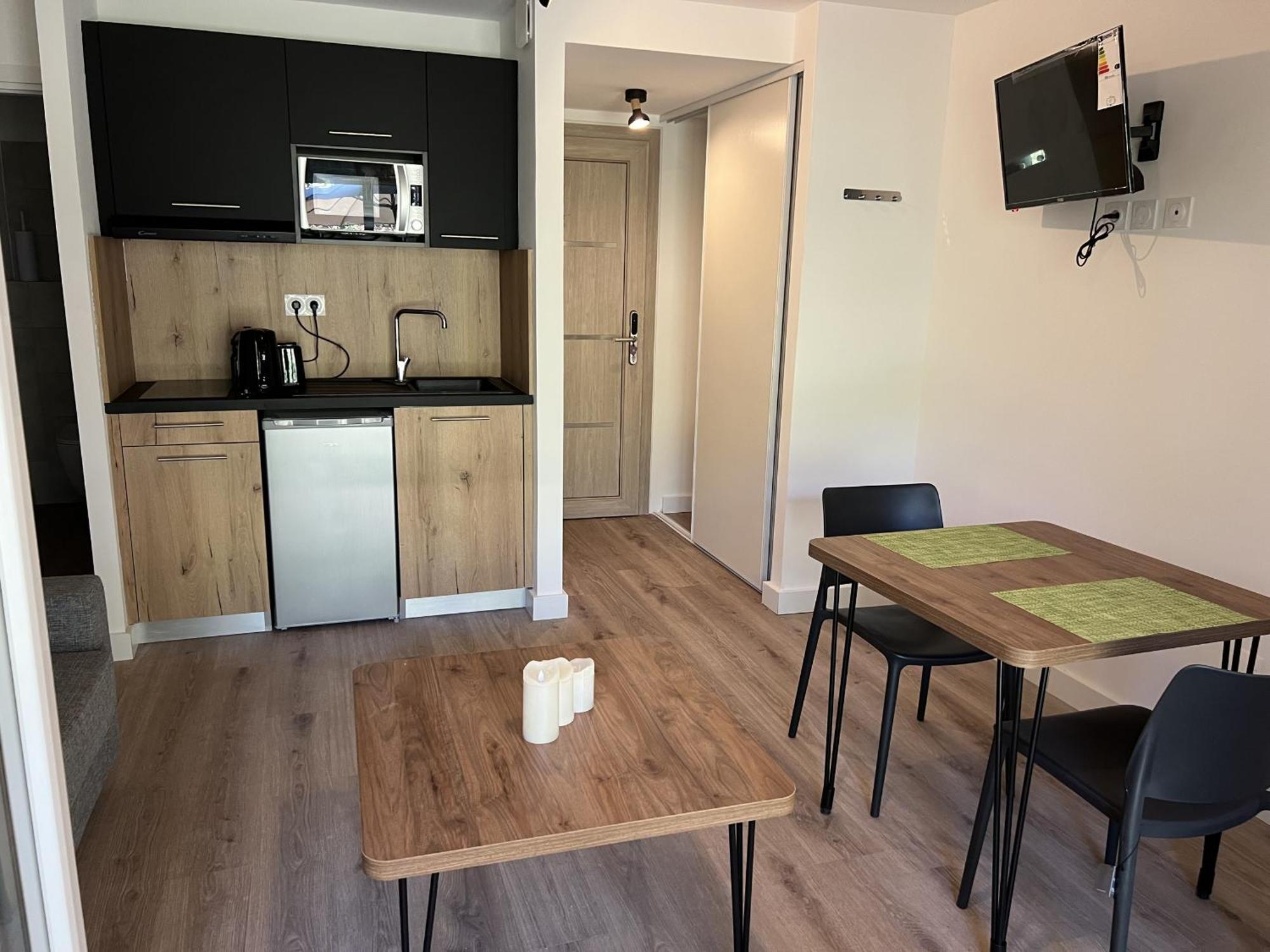Fiori Di Cala Rossa Residence Hoteliere Lecci Dış mekan fotoğraf