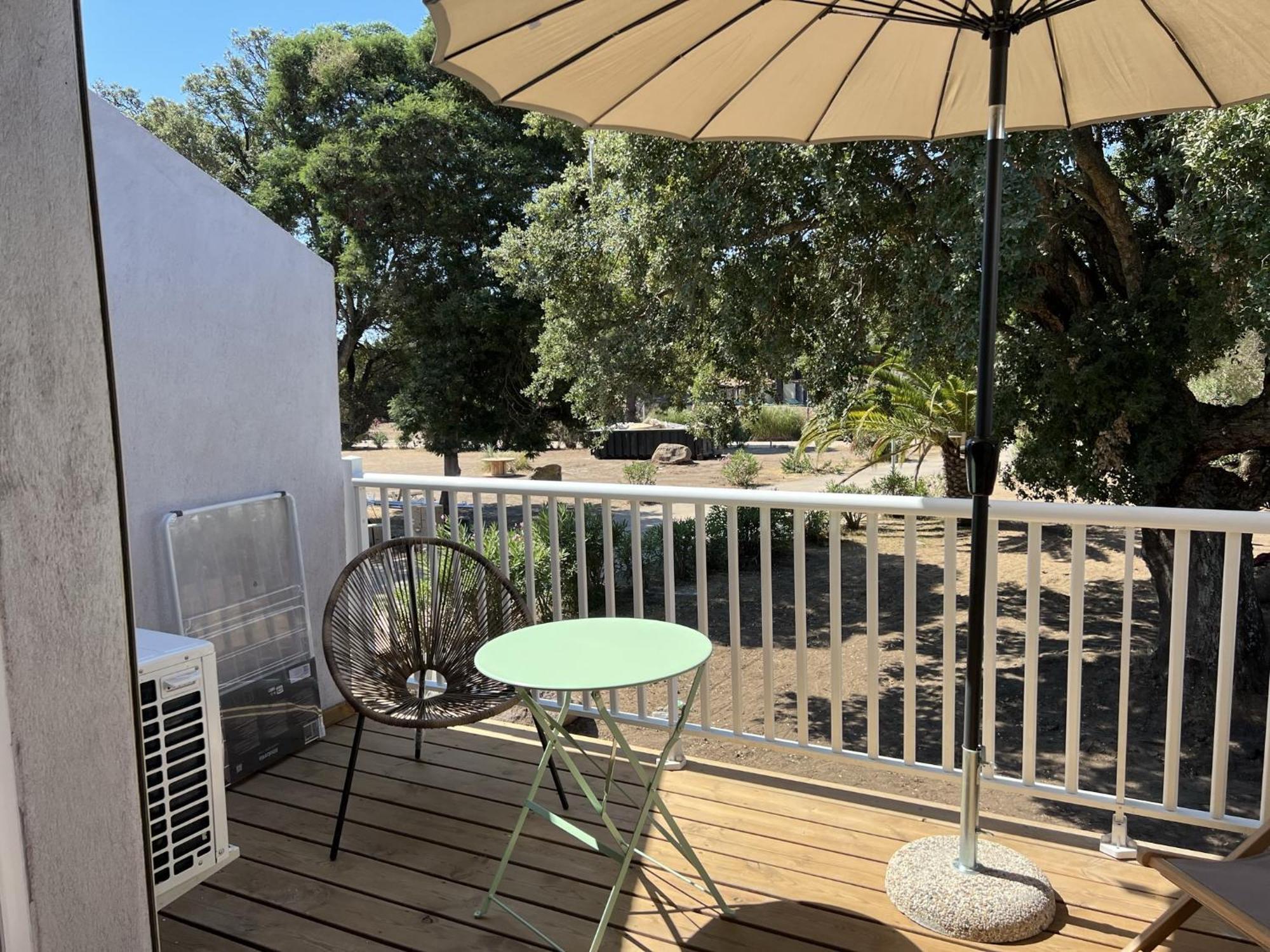 Fiori Di Cala Rossa Residence Hoteliere Lecci Dış mekan fotoğraf
