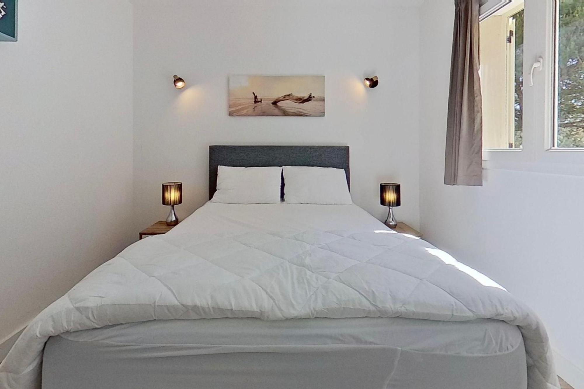 Fiori Di Cala Rossa Residence Hoteliere Lecci Dış mekan fotoğraf
